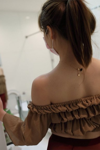 【半岛web版登录入口】辫子哥中锋手中抢板+得分 末节犯规过早成转机点(图3) 半岛online(中国)